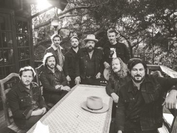 Nathaniel-rateliff--the-night-sweats